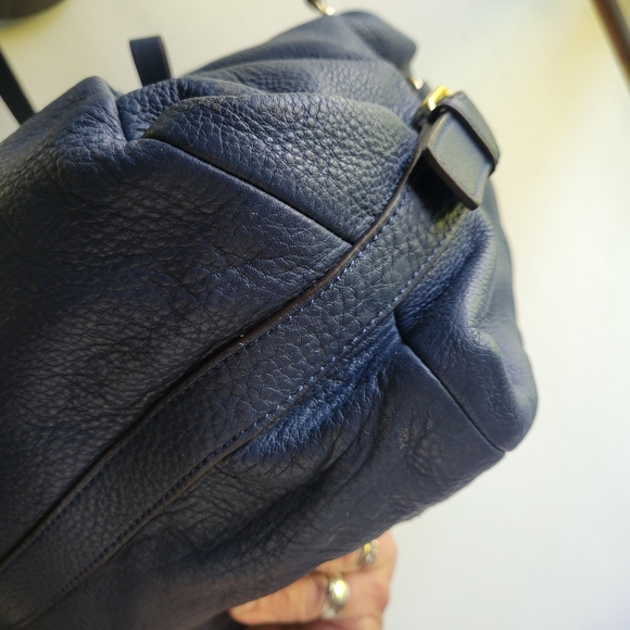 Vince Camuto Hobo/Slouch Navy Blue Leather Shoulder Bag EUC - Picture 8 of 13